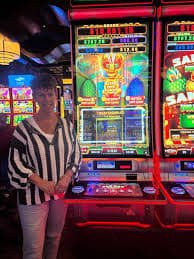Layar permainan demo Aviator di platform vegas969 menampilkan saldo virtual dan kontrol taruhan interaktif